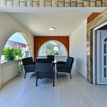 Lucica Apartment