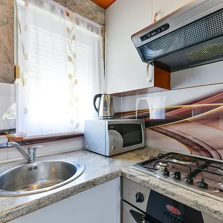Apartment Lucica